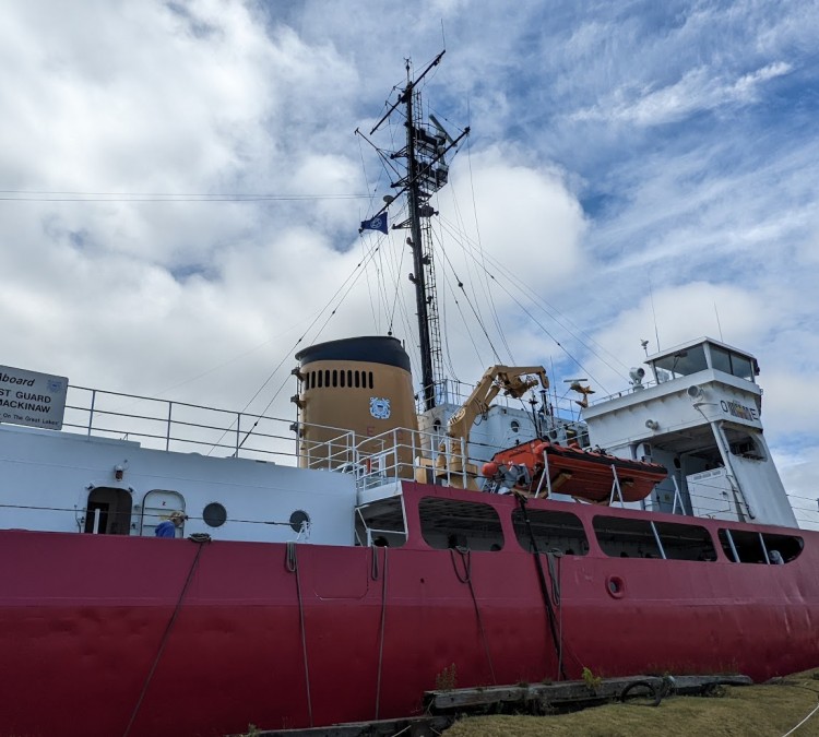 icebreaker-mackinaw-maritime-museum-photo